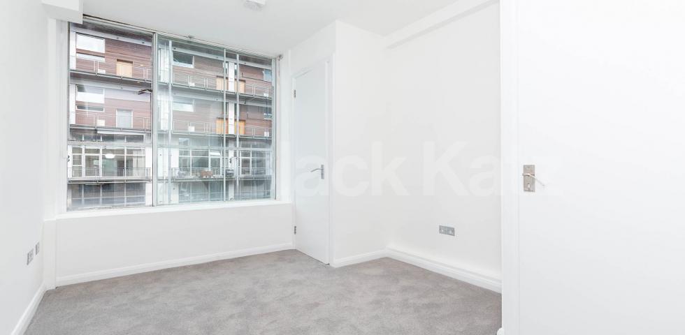 			LIVE WORK 2 BEDROOM WAREHOUSE CONVERSION, 2 Bedroom, 1 bath, 1 reception Flat			 ABILITY PLAZA-KINGSLAND ROAD, DALSTON/HAGGERSTON